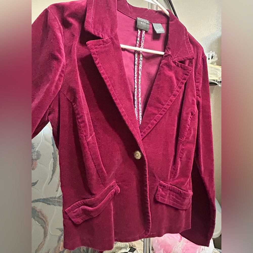 Copper Key Maroon Floral Accent Top